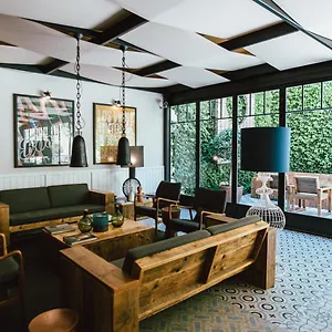 Praktik Vinoteca Otel Barselona